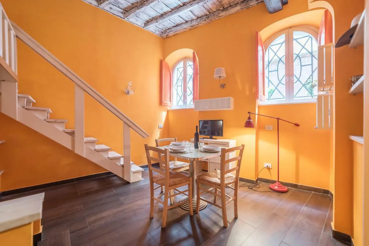 Quirinale Apartments Roma 0*,  Italia